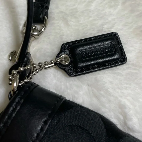 Coach Large Black Wristlet - Picture 5 of 7